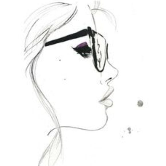 Meet your Posher, Elle - Picture 3 of 3